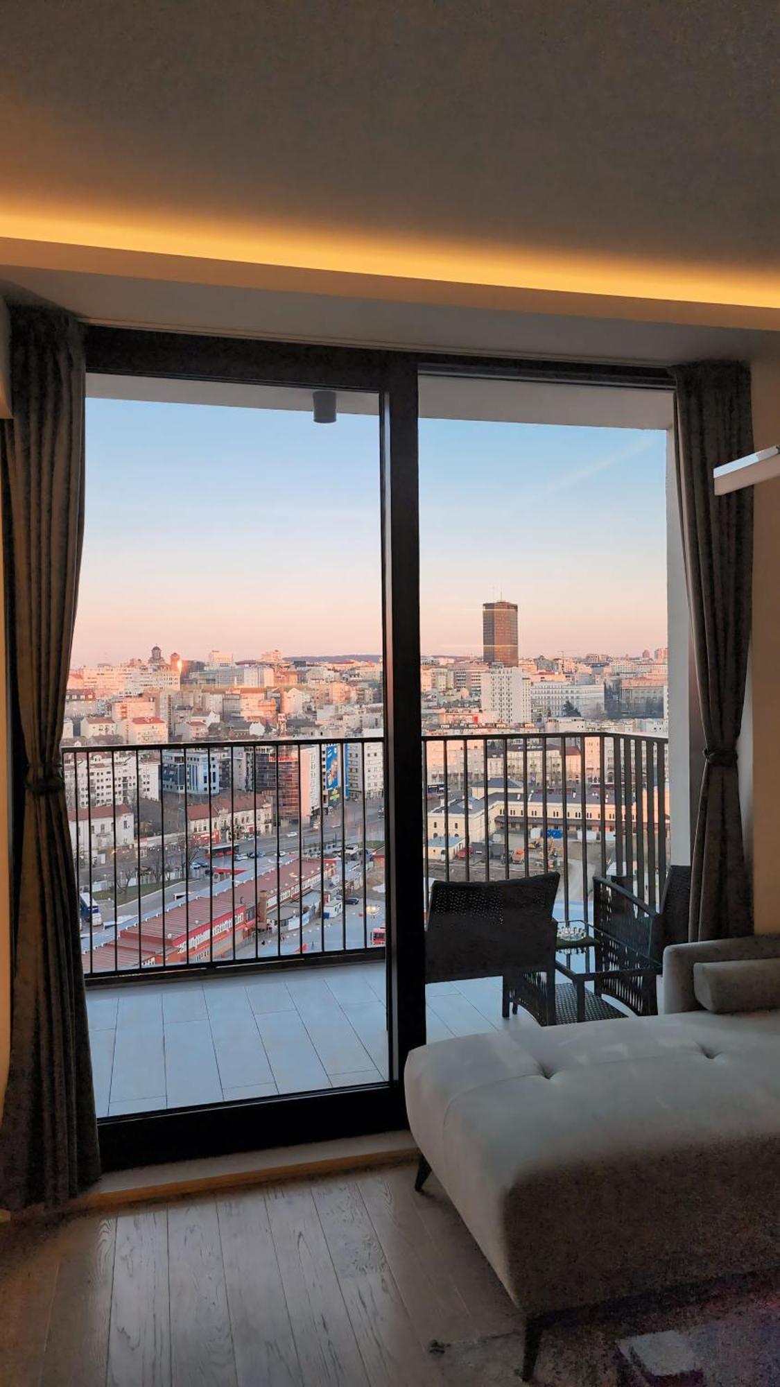 Belgrade Waterfront 16Th Fl Lux Apt. W/ City View المظهر الخارجي الصورة